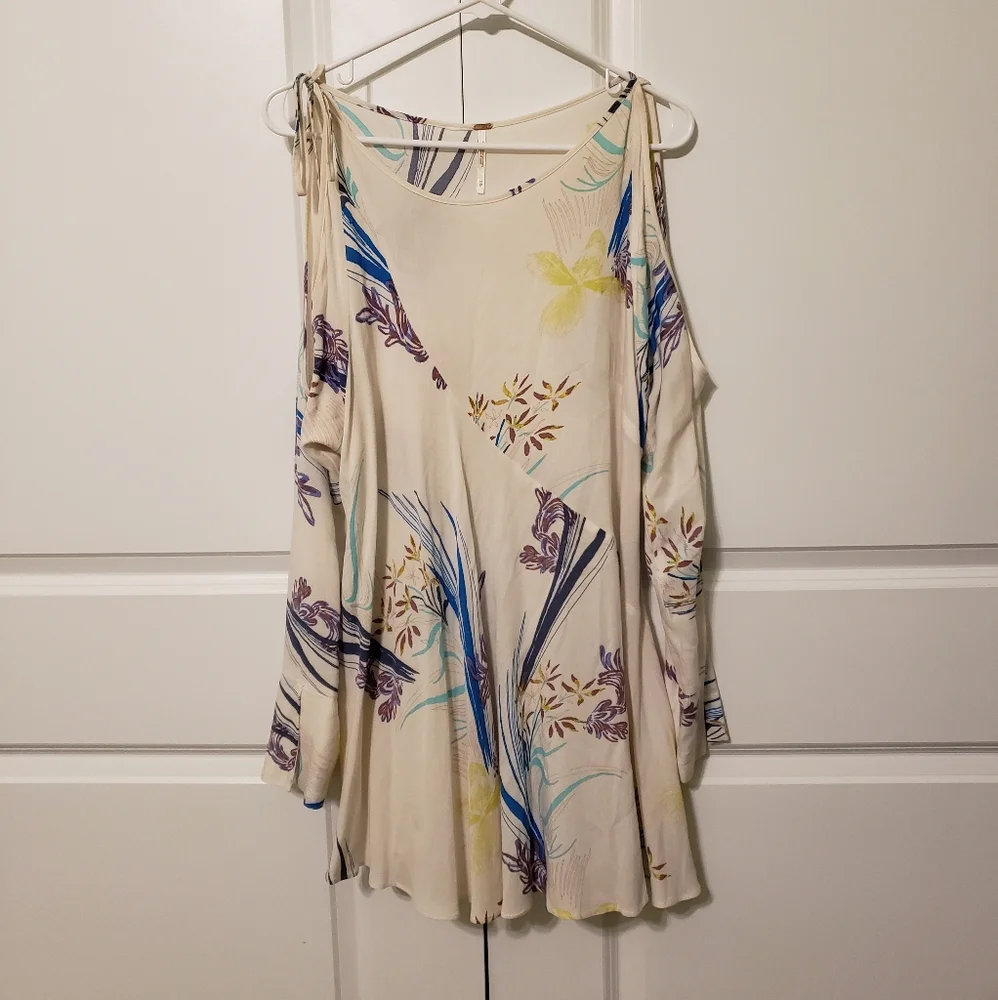 EUC Free People, XS, Cold Shoulder Flowy Mini Dress/Tunic - Picture 3 of 6